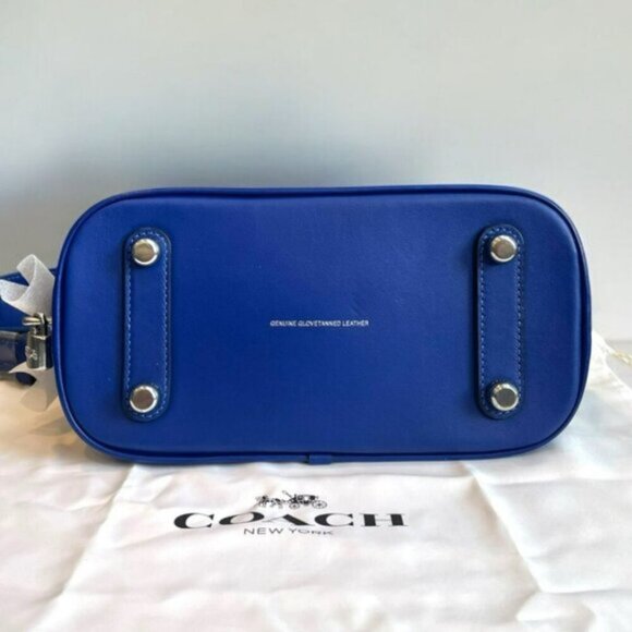 NWT Coach Set - Picture 15 of 16